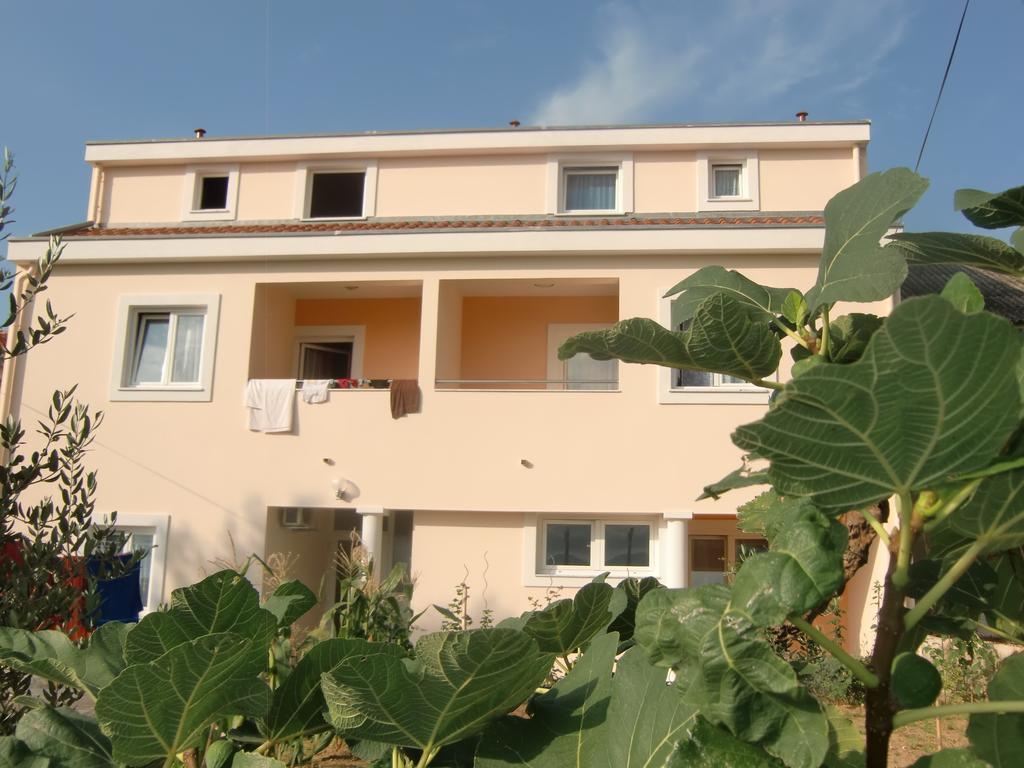 Apartments Jadranka Privlaka  Buitenkant foto